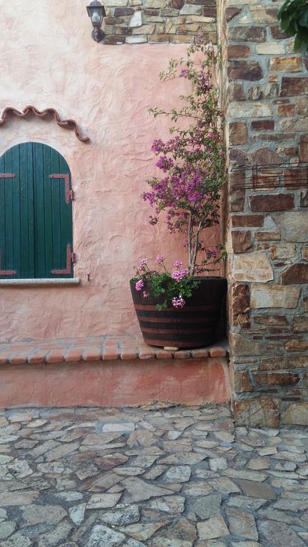 Villa Le Ginestre La Caletta Exterior foto